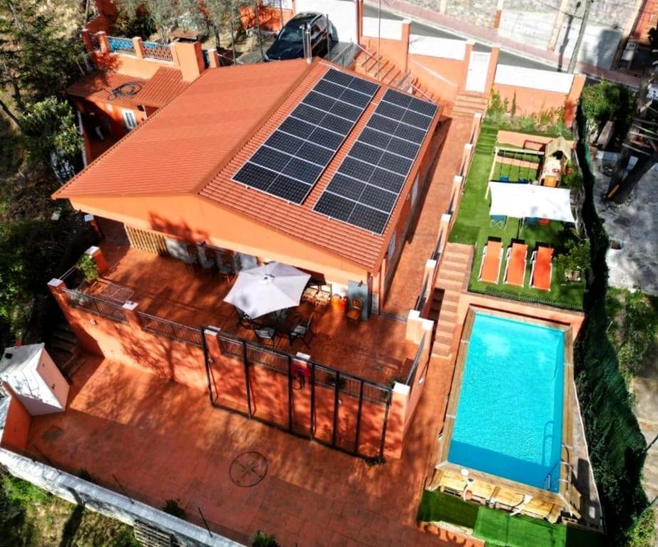 Relax House Barcelone Villa Sant Esteve Sesrovires Exterior photo